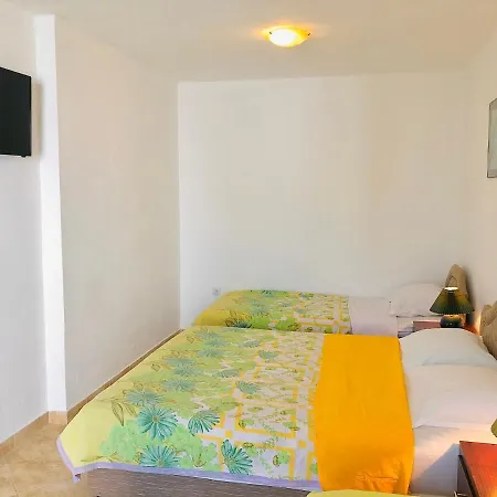Asovic Apartment